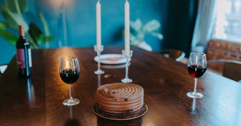 Pairing Molded Chocolates with Wine A Sensory Delight Experience